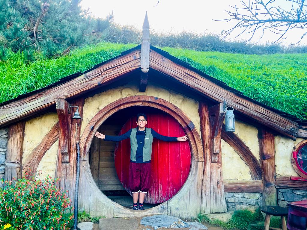 Hobbiton with the Evening Banquet